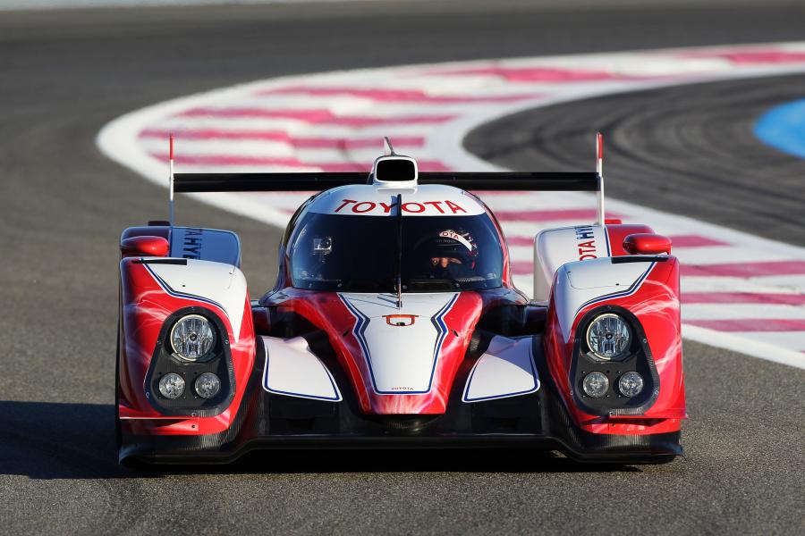  Toyota TS030 Hybrid 2012 года  (фото 30 из 39)